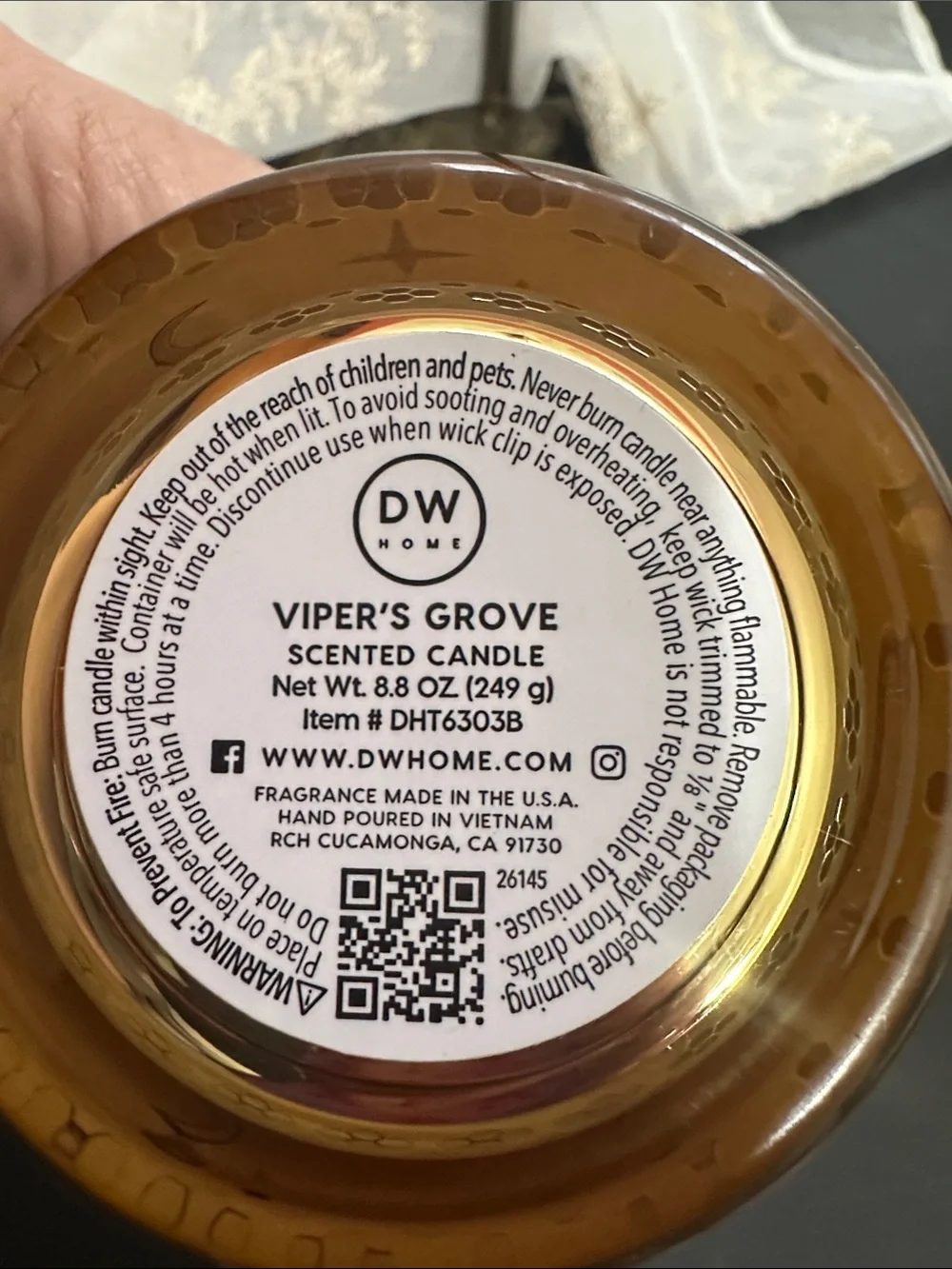 DW home Halloween viper decor candle 8.8 ozs